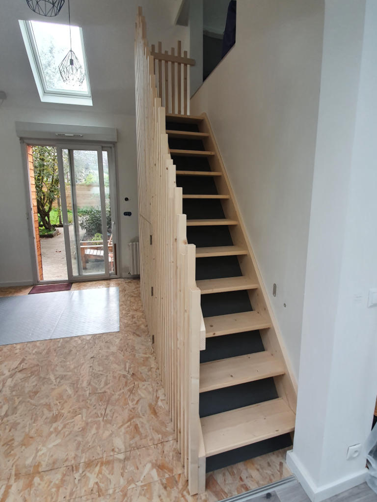 Fabrication d'escalier en bois sur-mesure à Saint-Grégoire